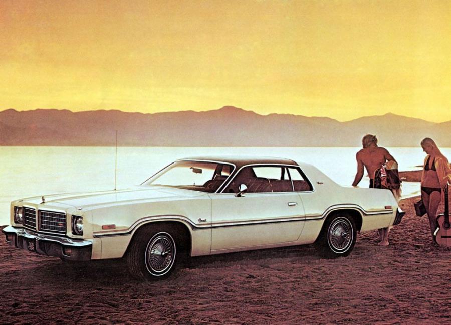  Dodge Coronet Hardtop Coupe 1975 года  (фото 1 из 1)